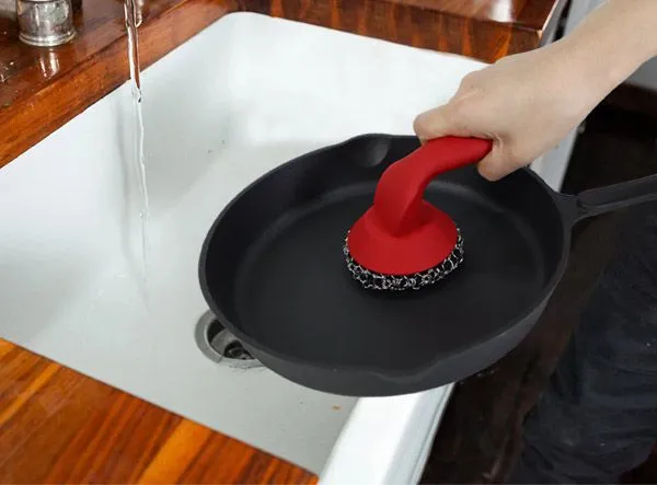 Stainless Steel Cast Iron Chainmail Scrubber with Handle