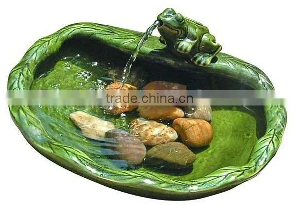 Frog Spitter Solar Water Feature/Solar Water Fountain SO5072