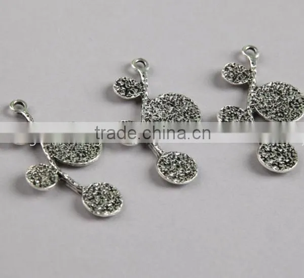 Zinc Alloy Metal Leaf Tag Wholesaler in China photo-2