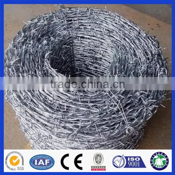 Zinc Coated Wire Fence With Barbs photo-2