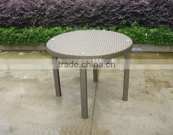 Outdoor Rattan Acrylic Table photo-2