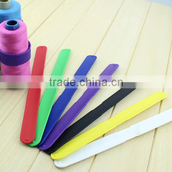 Sewing Thread Spool Huggers /Clips/Holder/clamp photo-3