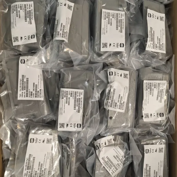 HARTING 09100000300 Han 1A-HBM Upper Shell Base Without Bottom Installation Base photo-4