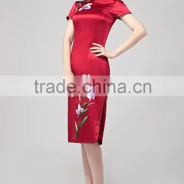 Handmade Silk Embroidery Qipao /Cheongsam in Pure Mulberry Silk photo-2