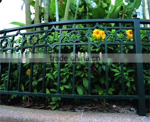 2015 Top-selling Modern Iron Fence Bracket Design