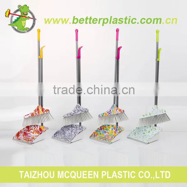 China Factory New Design Cleaning Tool 2312F Plastic Printing Broom Dustpan Set photo-3