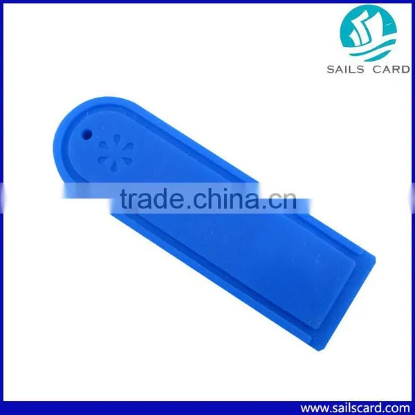 Hot Sale Washable RFID Silicone Laundry Tag for Garment Industry photo-2