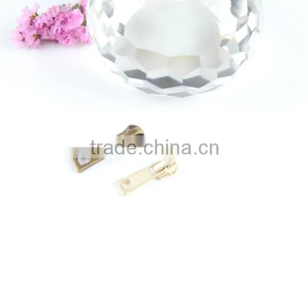 Metal Zipper Puller Zipper Fastening for Textiles photo-2
