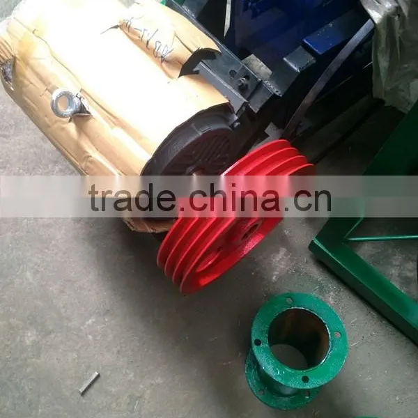 Professional Camel Feed Grinder and Mixer,animal Feed Mixing Crusher Machine photo-2