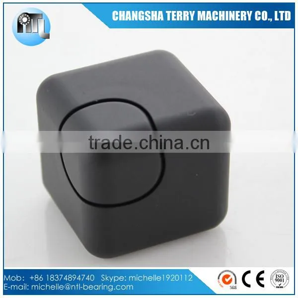 Colorful Funny New Design Fidget Plastic Cube & Spinner Toys With Ball Bearing R188 photo-2