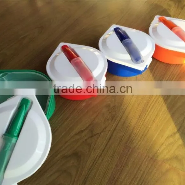 2015 New Design Colorful Plastic Compartment Lunch Box With Cutlery Set photo-2