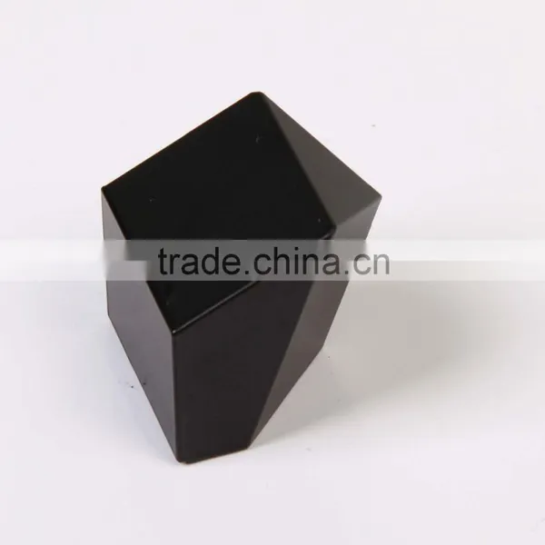 Irregular Shape Faceted Optical Prism