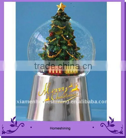 Christmas Tree Music Snow Globe