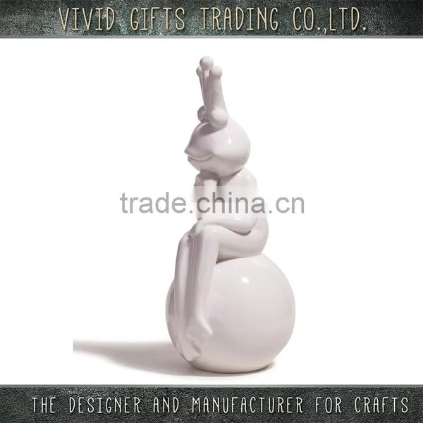 Ceramic or Porcelain Frog With Gold Crown Sitting on Ball for Home and Garden Decoration photo-2