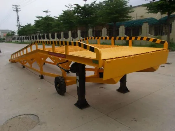 Vehicle Loading Ramps Hand Pressure Pump Adjustable Loading Ramp