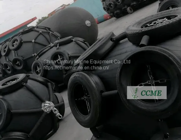 Marine Pneumatic Rubber Fender With Chains and Tyres photo-2