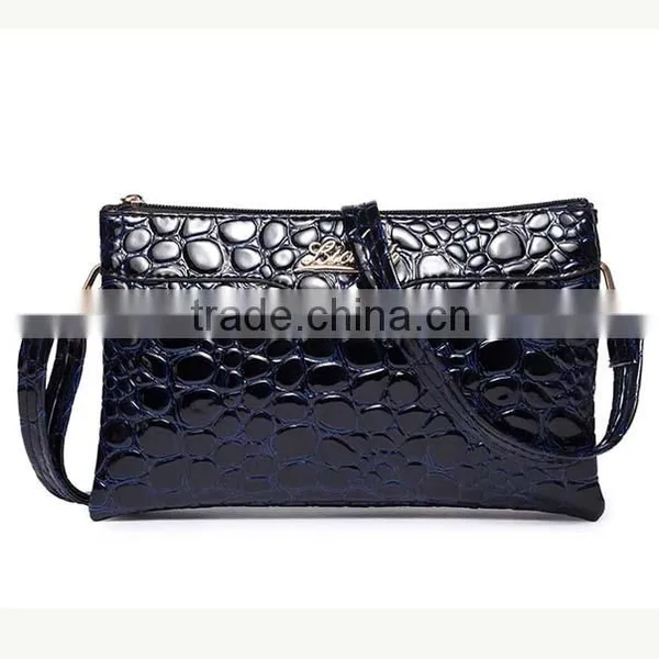 Fashionable Ladies Crocodile Skin pu Evening Bagwith Two Straps photo-2