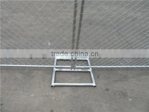 Steel Metal Type and Metal Frame Material Galvanized Chain Link Fence photo-2