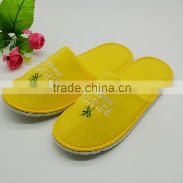 Yellow Embroidered Towels Hotel Disposable Slippers