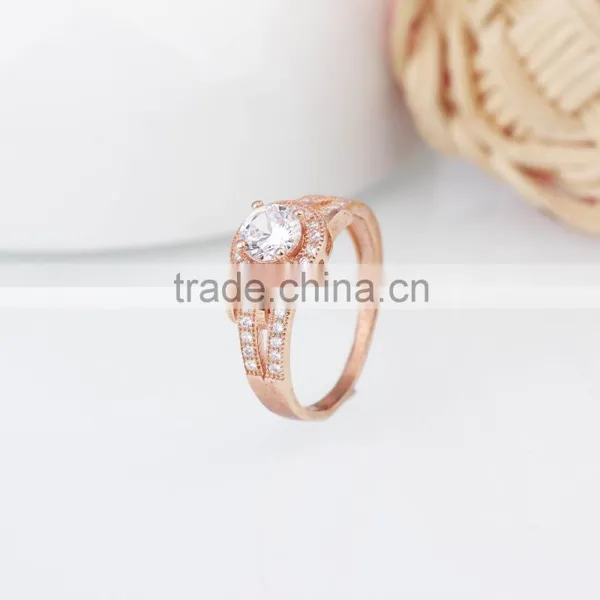 Rose Gold Prong Round Cut Ring With Inlaid AAA Zircon photo-5