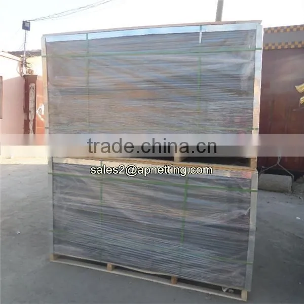 5ml Green Vmesh Fencing With Posts and Fixings of 2.4 by 2.5 photo-5