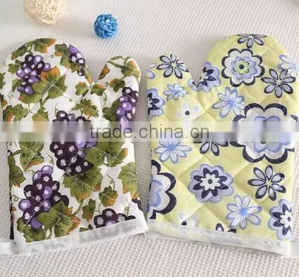 Heat Resistant Cotton Oven Mitt Kitchen Microwave Oven Gloves Wholesale photo-3