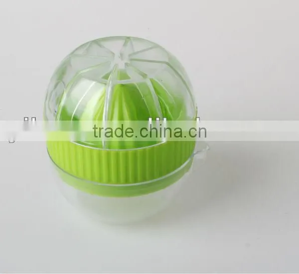 Plastic Lemon Hand Squeezer photo-3
