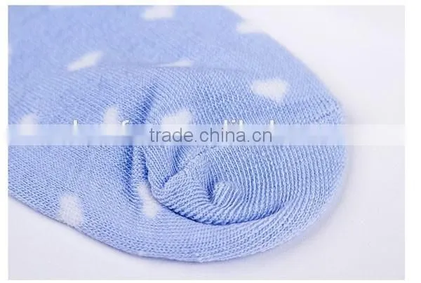 High Quality Love Heart Design Soft Cotton Women Socks photo-5