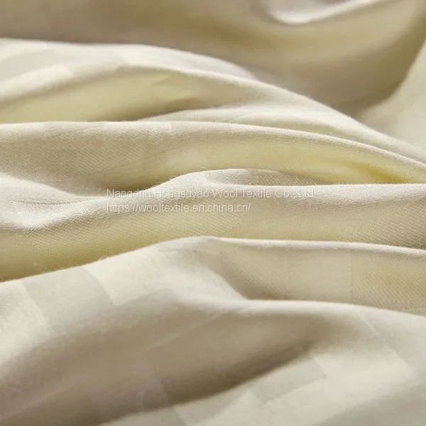 High Quality Hotel Comforter Bed Light Weight Cotton Cashmere Quilt for Winter photo-3