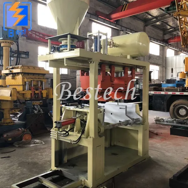 China Manufacturer Automatic Demoulding Vertical Sand Core Shooter With Belt photo-2