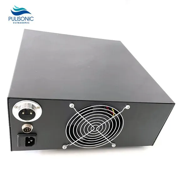 2000W/20K Ultrasonic Generator And Transducer With Booster For Industrial Plastic Welder photo-3