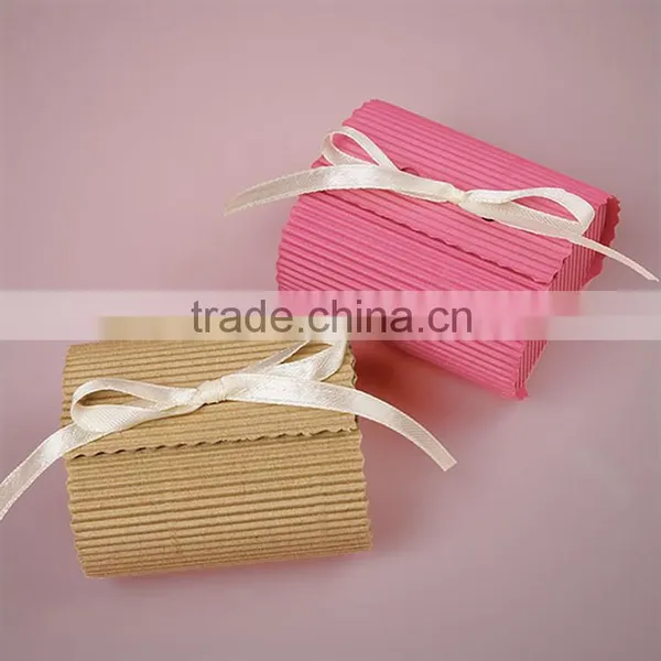 China Paper Folding Wedding Favor Boxes photo-5
