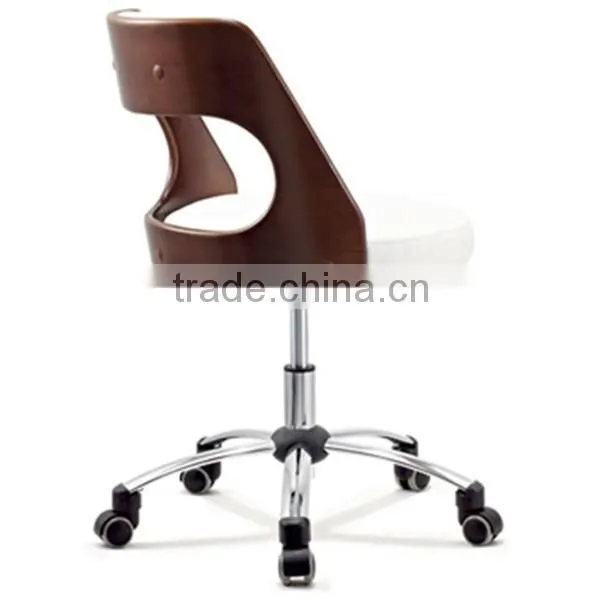 2015 New Soft Cushion Plywood Wheels Chairs for Restaurant Use photo-2