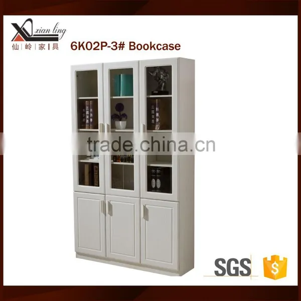 3 Door Bookshelf of Combined Bookshelf Parts