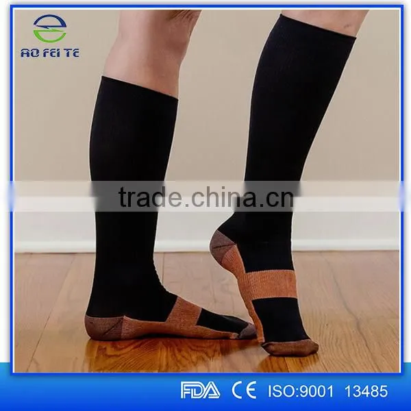 Unisex Copper Infuse Fibers Compression Calf Prevent Varicose Vein Socks photo-2