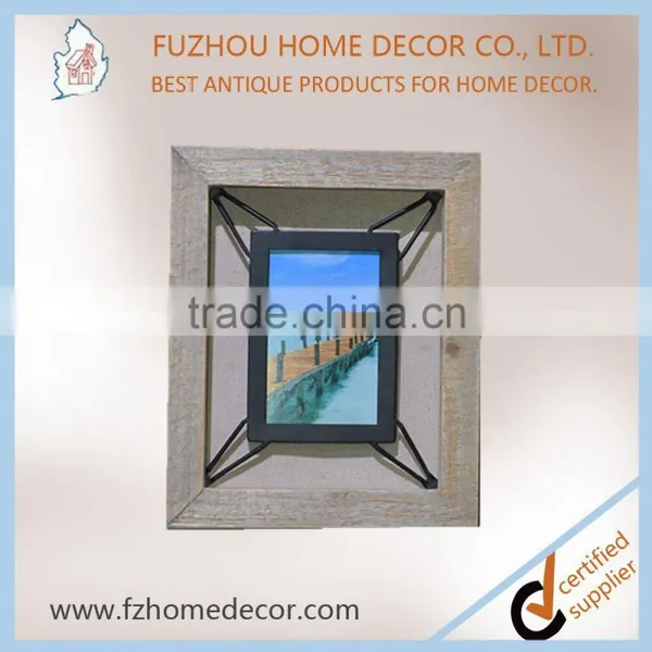Hot Sell Customized Antique White Wood Photo Frame With Metal Decoration photo-4