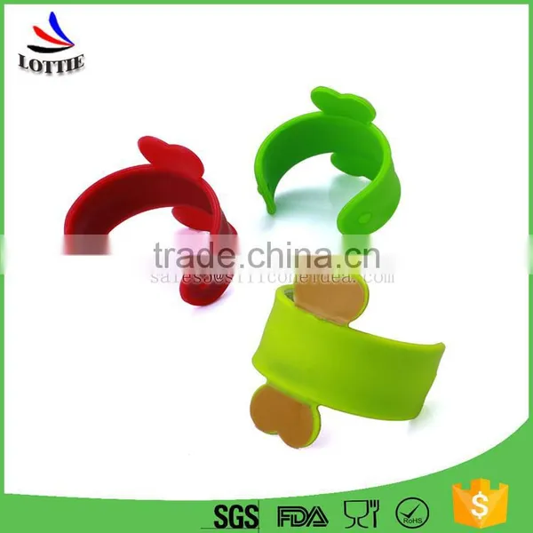 Low Price Custom Logo Silicone Mobile Phone Holder Fashion Silicone Holder for Phone photo-2