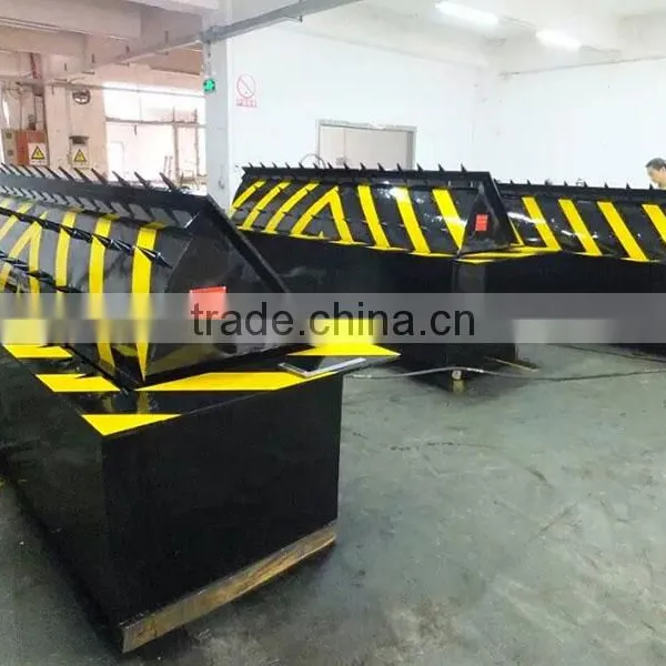 OEM Rotomolding Manufacturer Road Blocker/plastic Barricades/security Product/crowd Barrier