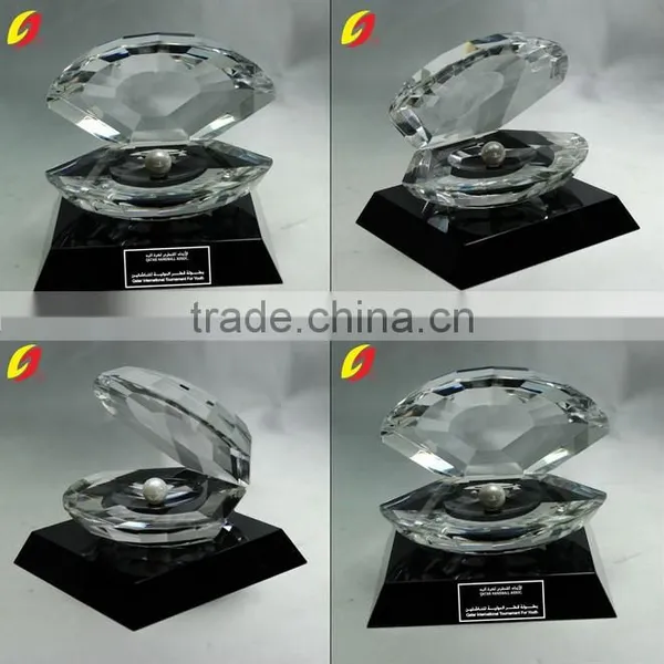 High Quanlity Crystal Craft Shell Birhtday Gift Wedding Shell With Black Base photo-2