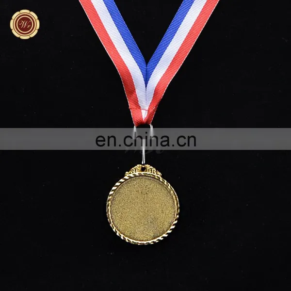 WR Wholesale Art Crafts Metal Sport Medal Model Collectible Zinc Alloy Football Awards Medals photo-3