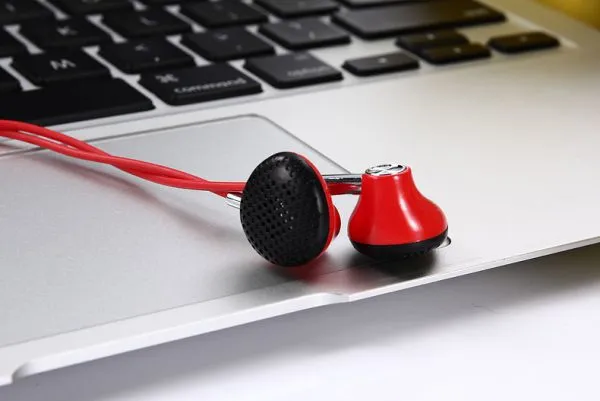 Ufeeling U-26 Listening Bass Apple Android Computer Mobile Phone Games in General and Intercom Earphone Headset photo-2
