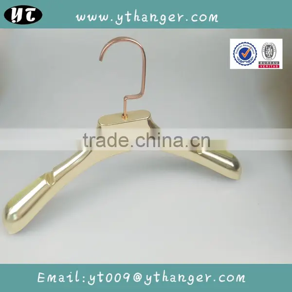 HA7038 Fashionable Colored Notched Dress Hanger Coat Plastic Hanger for Women Supplier's Choice photo-2