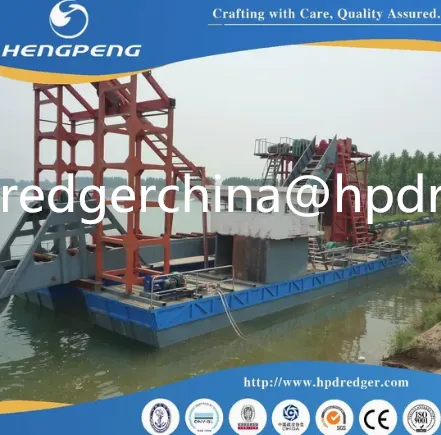 China Heavy-Duty 120m3/T Chain Bucket Iron Dredger for Effective Salt Management photo-3