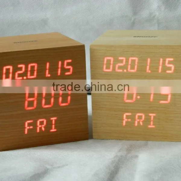 WL0833T Calendar Snooze Temperature Touch Function Digital Clock