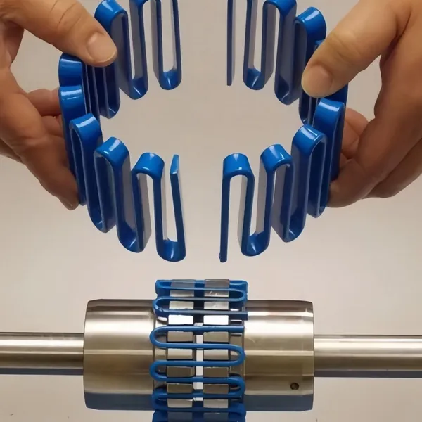 Customizable OEM Js Type Serpentine Spring Flexible Grid Coupling photo-4