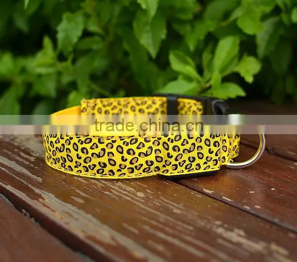 Yl68 Promotional Items LED Leopard Dog Collars Pet Belt Flash Pet Collar photo-2