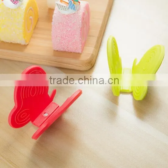 2017 Trending Products Butterfly Shaped Silicone Oven Rack Guard Oven Mitts photo-2