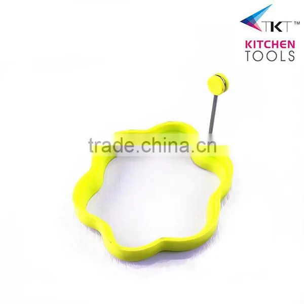 Bear Shaped Silicone Egg Ring Egg Baking Mold Egg Slicer photo-4