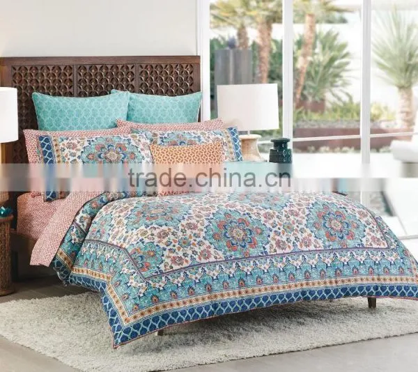 Bringing Together a Beautiful Mix of Antique and Contemporary Details Quilt Cover photo-5