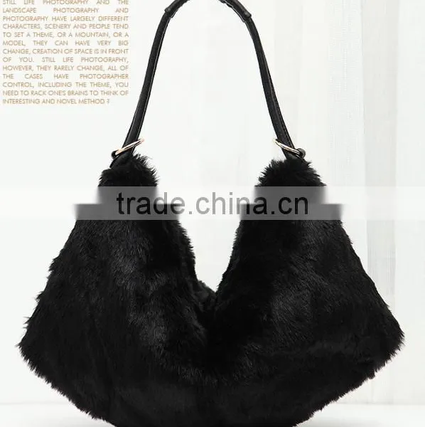 European Style 2017 Fashion Artificial Fur Handbag Beautiful Women's Winter Shoulder Bags photo-3